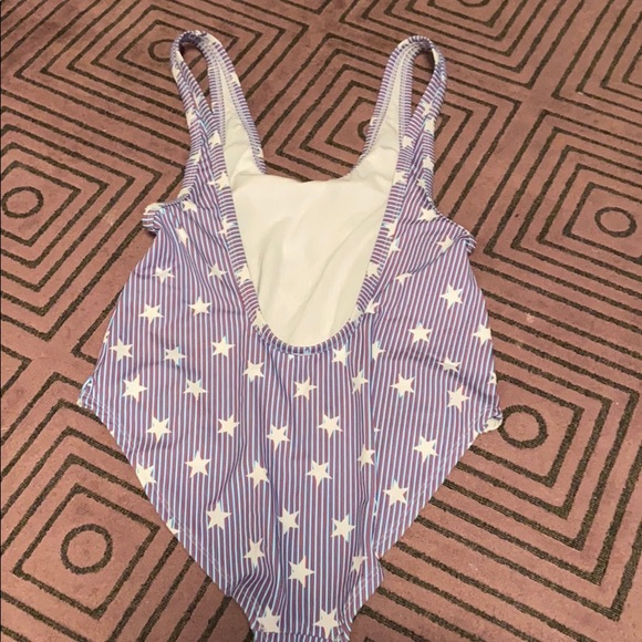 NWOT never worn Stars and Stripes UO one piece - Picture 6 of 6
